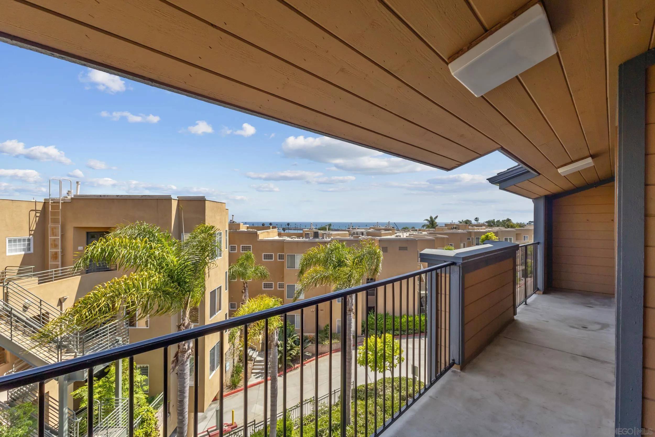 Carlsbad, CA 92008,811 Kalpati Cr #B
