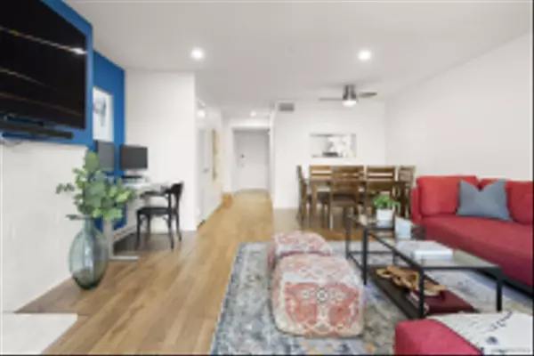San Diego, CA 92120,6821 Alvarado Rd #3