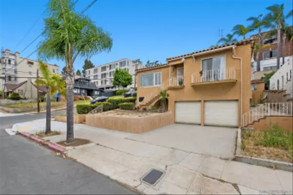 San Diego, CA 92101,2371 Brant St