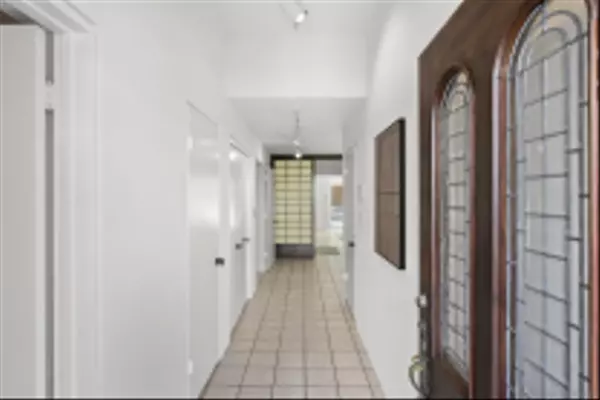 La Jolla, CA 92037,1229 Roslyn Ln