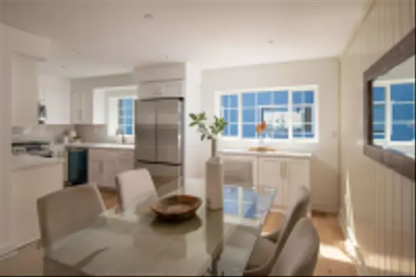 Coronado, CA 92118,539 Orange Ave