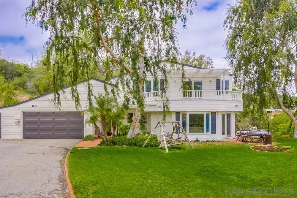 9740 Nutby Ln, Escondido, CA 92026