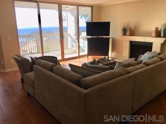 Del Mar, CA 92014,252 Dolphin Cove Ct