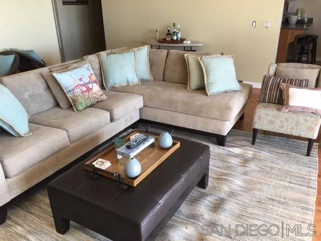 Del Mar, CA 92014,252 Dolphin Cove Ct