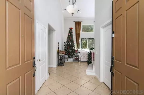 Fallbrook, CA 92028,569 Inverlochy Dr