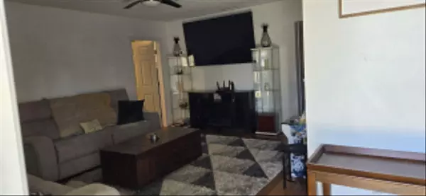 Poway, CA 92064,13654 Somerset Rd