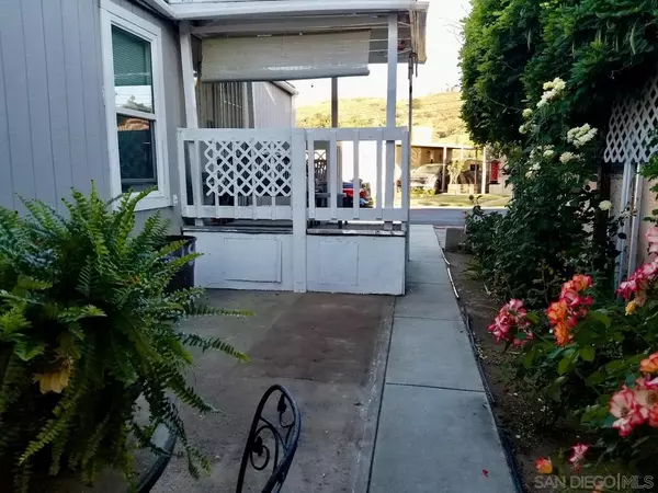 2030 Black Canyon Rd #SPC 26, Ramona, CA 92065