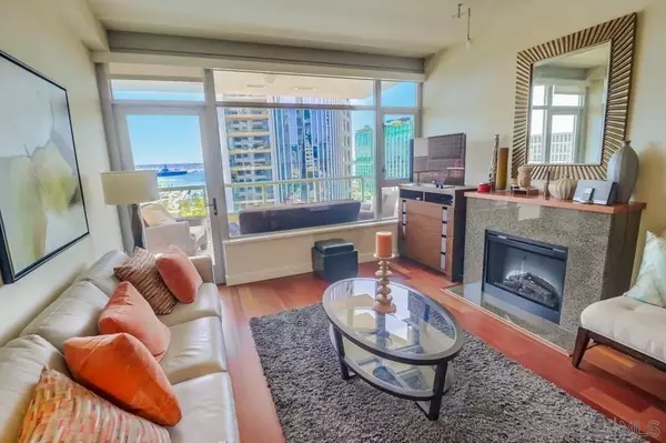 San Diego, CA 92101,700 W E #1202