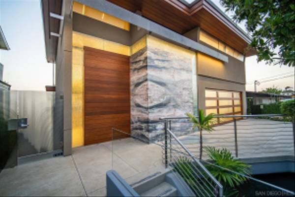 Encinitas, CA 92024,1230 Neptune Ave