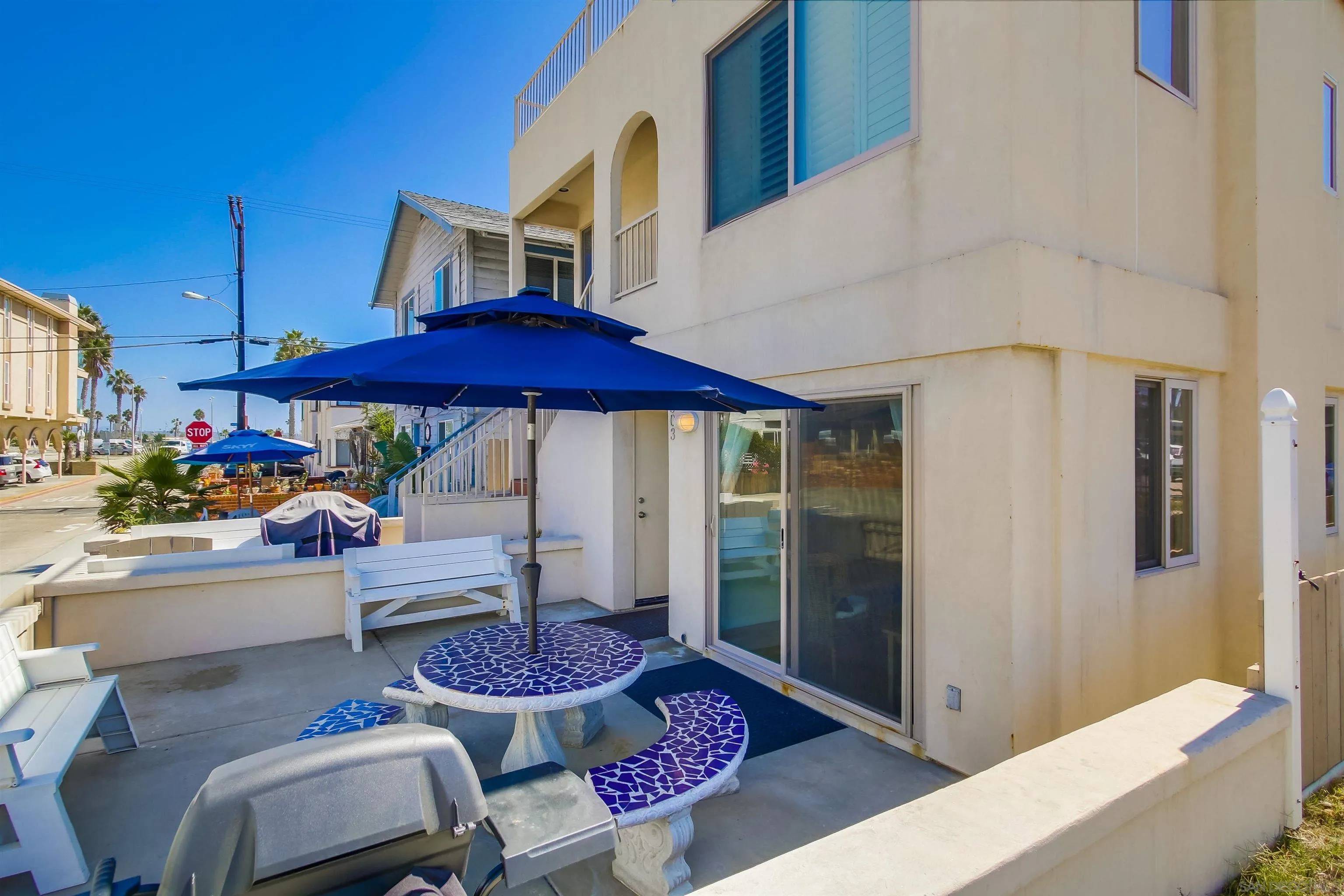 San Diego, CA 92109,803 El Carmel Pl.