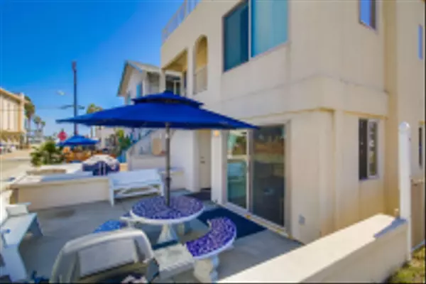 San Diego, CA 92109,803 El Carmel Pl.