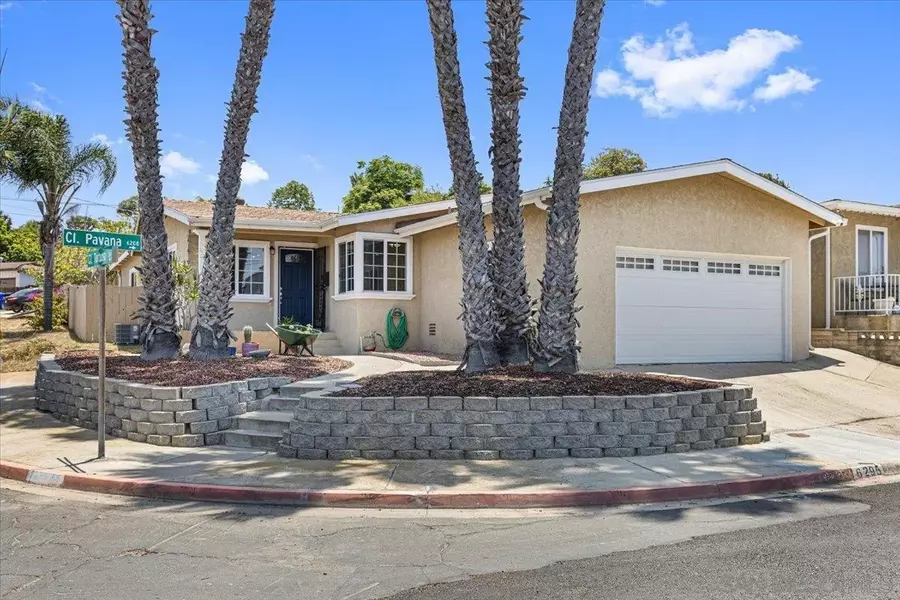 6295 Calle Pavana, San Diego, CA 92139