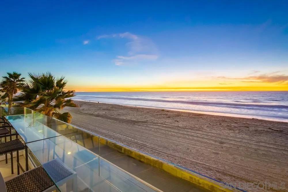 San Diego, CA 92109,3391 Ocean Front Walk #D