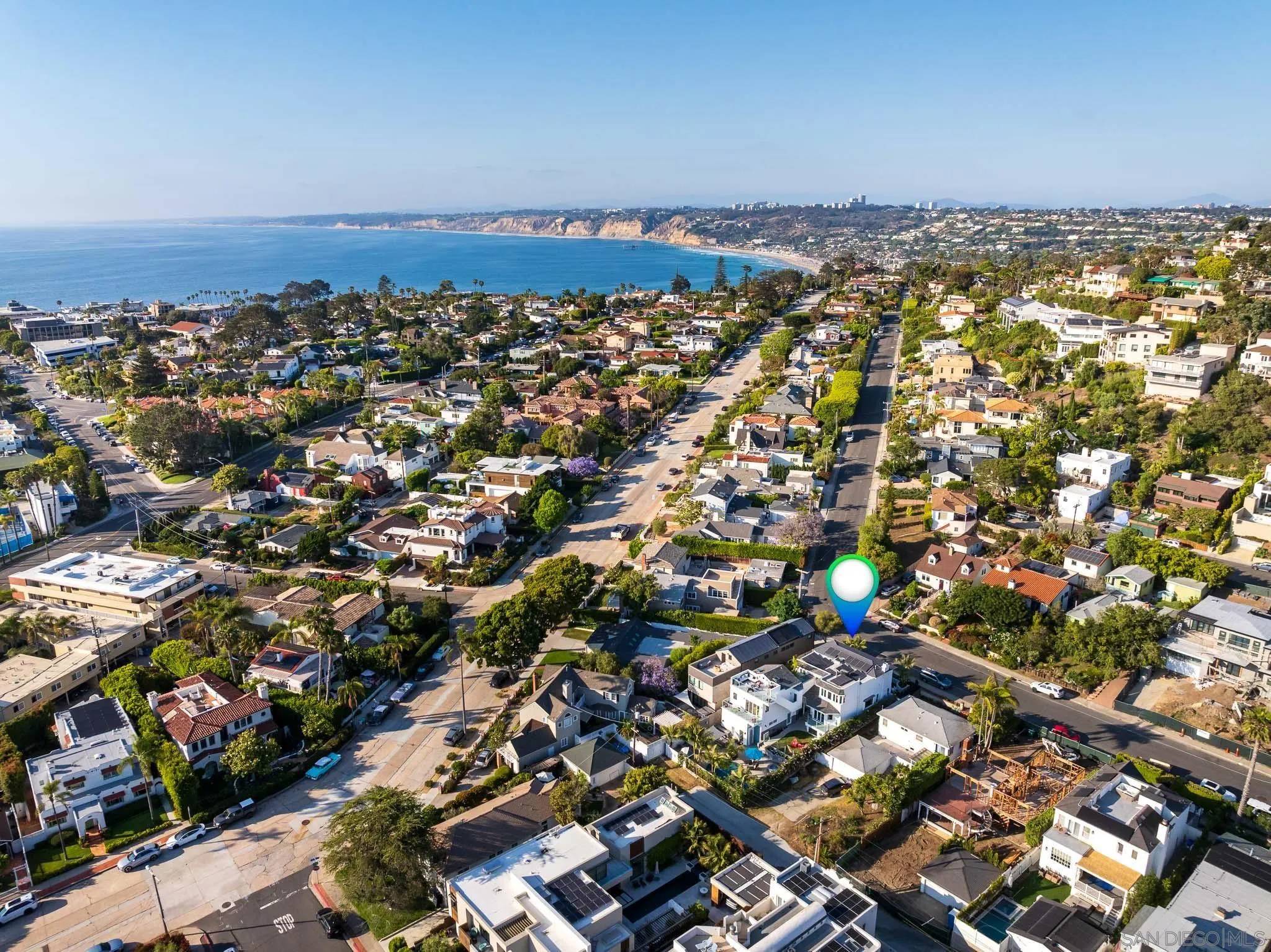 La Jolla, CA 92037,7570 Cabrillo Ave