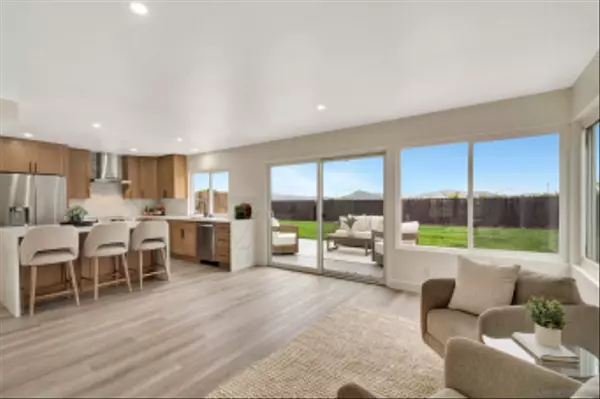 Encinitas, CA 92024,349 N Willowspring Dr
