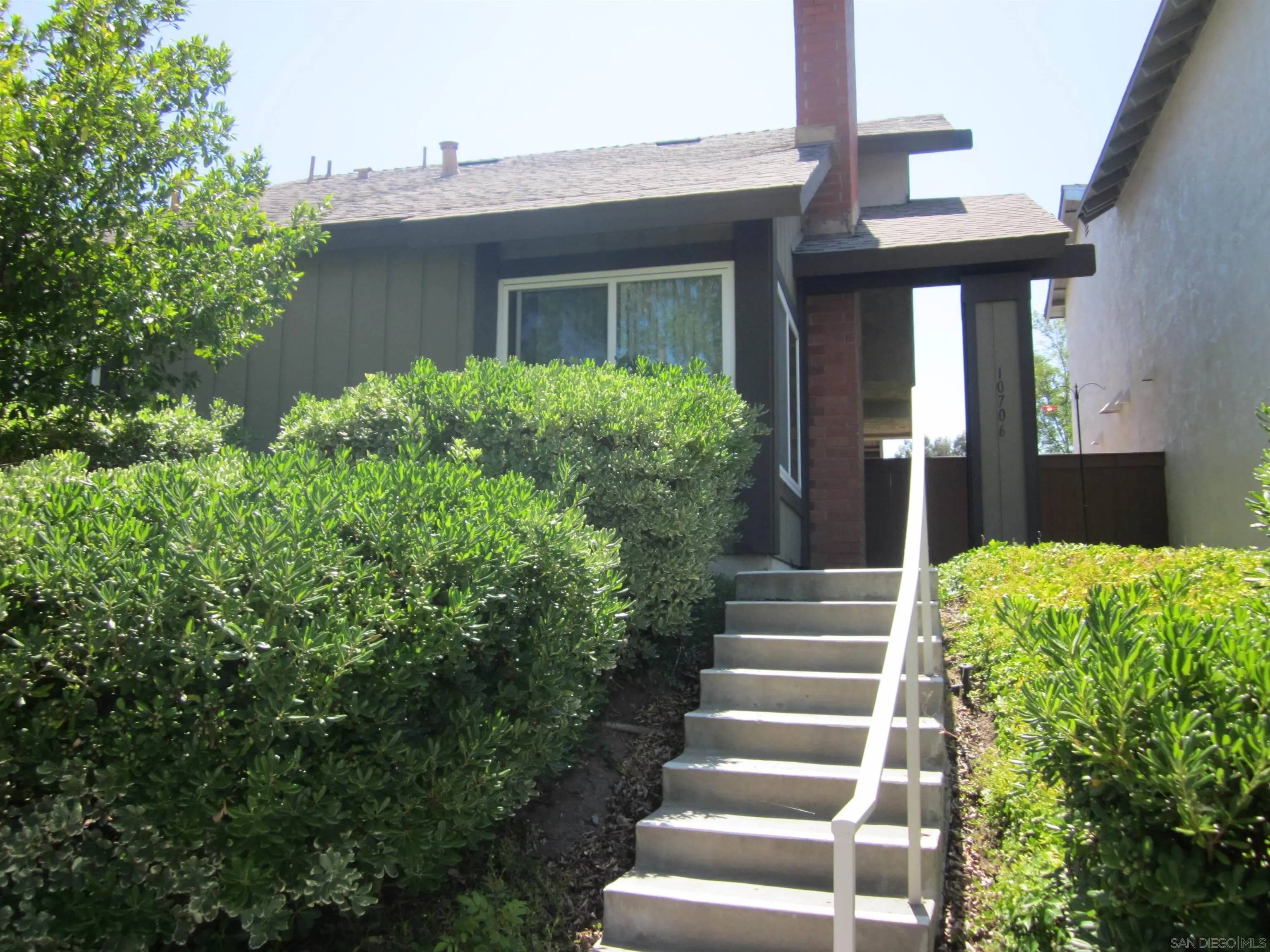 10706 Esmeraldas Dr, San Diego, CA 92124