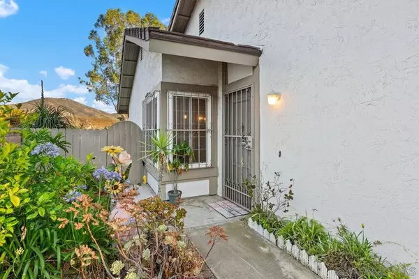 Spring Valley, CA 91978,10497 Moorpark St