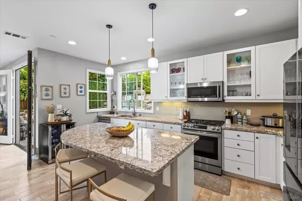 Carlsbad, CA 92008,3736 Donna Ct