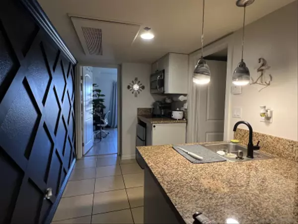 National City, CA 91950,801 National City Blvd #615