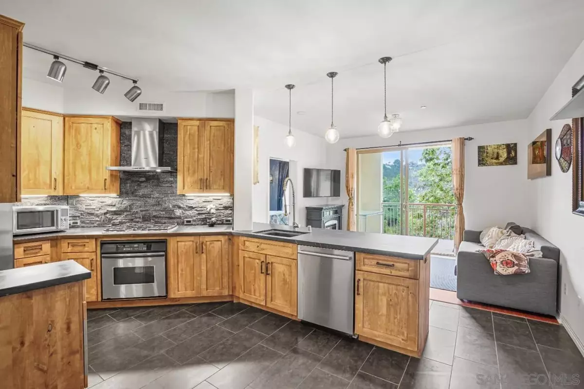 San Diego, CA 92108,8211 Station Village Ln #1201