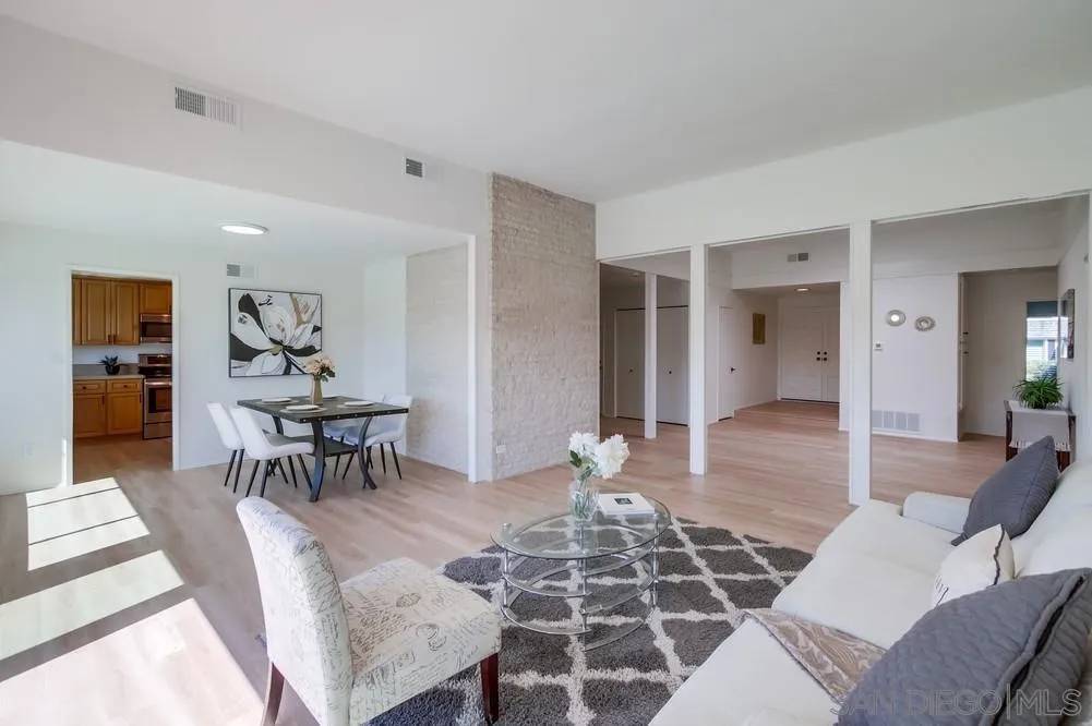 Poway, CA 92064,15034 Jenell St