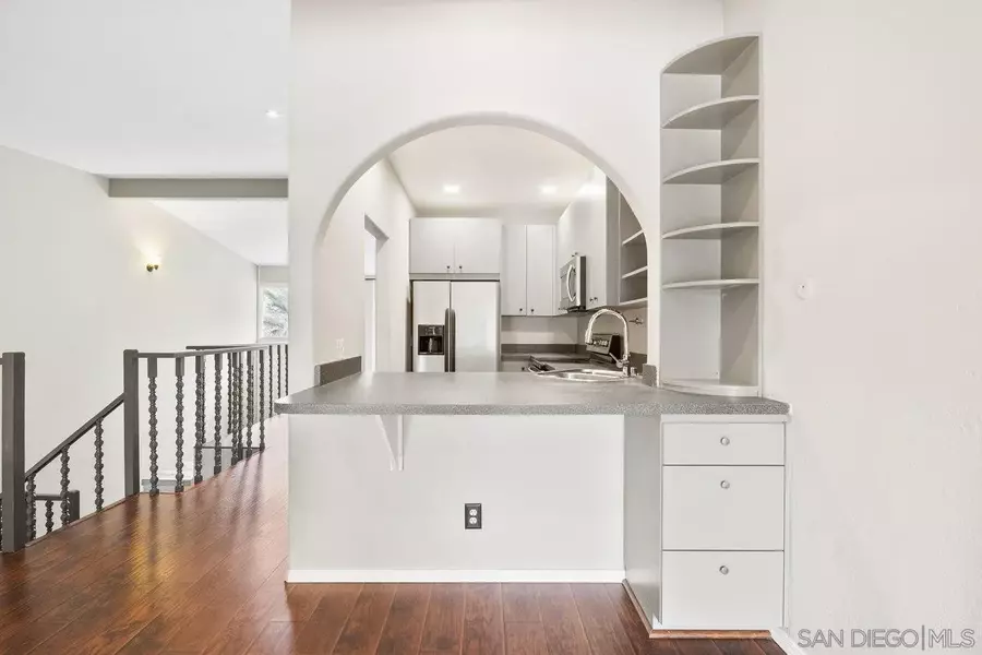 2402 Altisma Way #G, Carlsbad, CA 92009