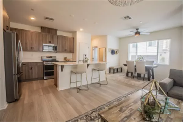 Fallbrook, CA 92028,359 SWEET PLACE