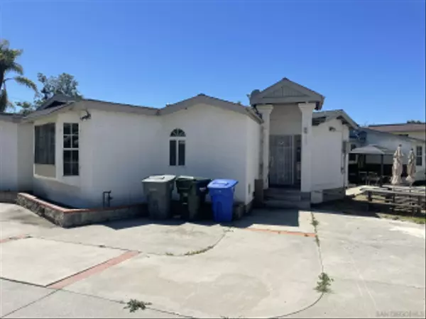 732 W California Ave., Vista, CA 92083