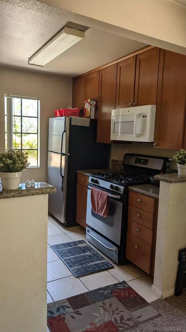 San Diego, CA 92126,10623 Dabney Dr #39