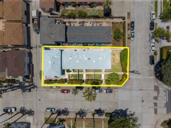 San Diego, CA 92109,2073-79 Reed Ave