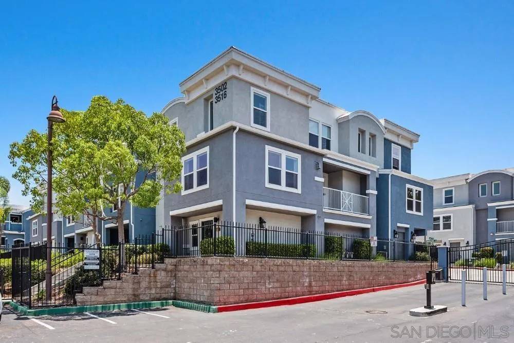 3514 Shoreline Bluff Ln, San Diego, CA 92110