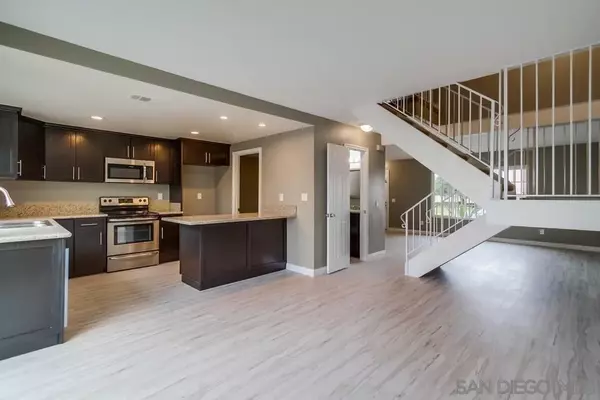 San Ysidro, CA 92173,2989 Village Pine Dr #D