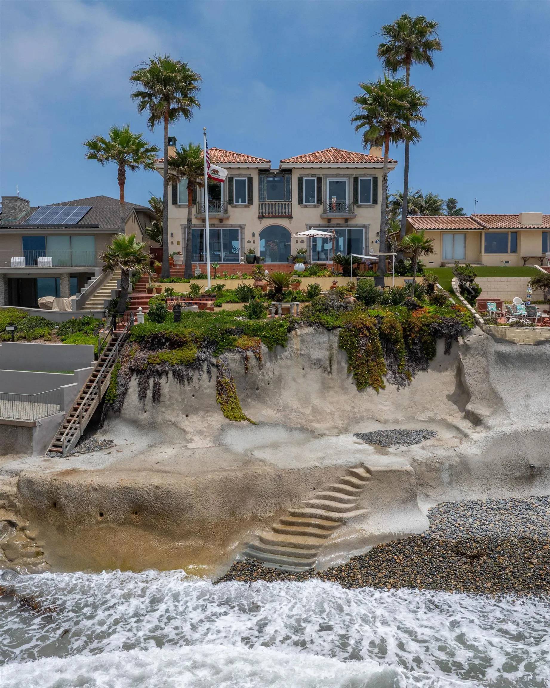Carlsbad, CA 92008,5143 Shore Drive