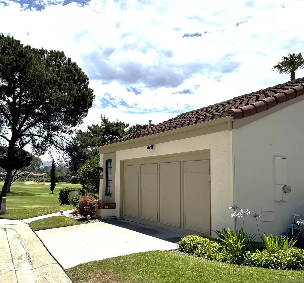 San Diego, CA 92128,13045 Caminito Bracho