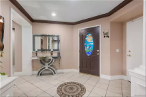 Spring Valley, CA 91978,10394 Valley Waters Dr