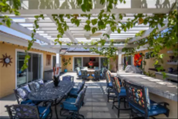 Coronado, CA 92118,1040 Alameda