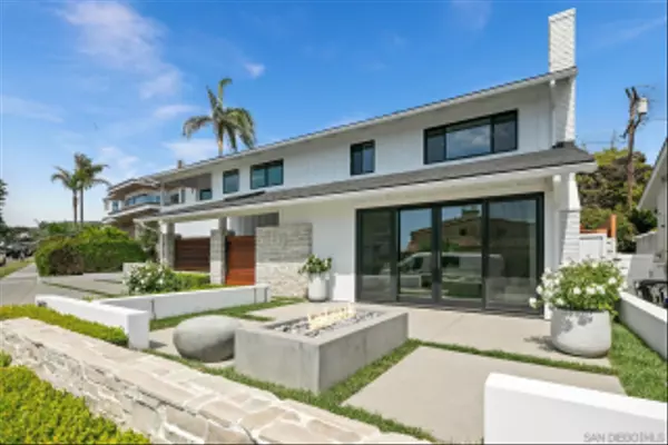 La Jolla, CA 92037,8471 El Paseo Grande