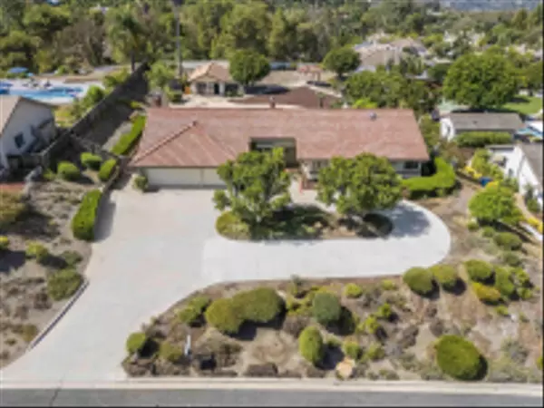 1549 Ventana Drive, Escondido, CA 92029