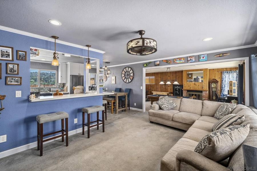 6352 Cleo St, San Diego, CA 92115