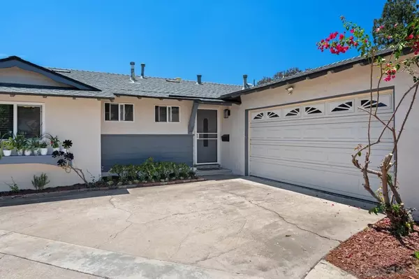 San Diego, CA 92119,8151 Beaver Lake Dr