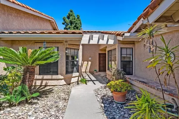 San Diego, CA 92128,15646 Via Calanova