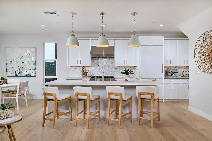 571 N Vulcan Ave, Encinitas, CA 92024