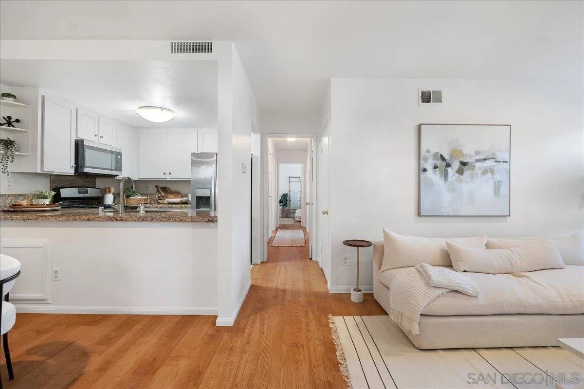 Vista, CA 92081,1941 Wellington Ln #7
