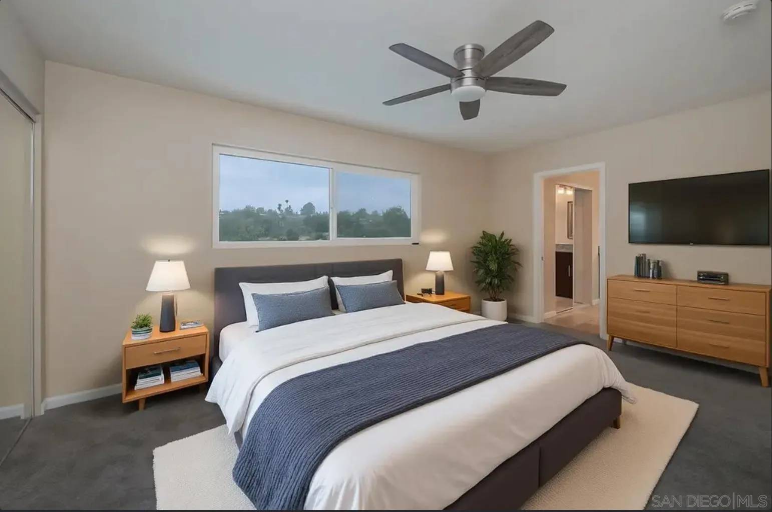 San Diego, CA 92115,5256 Prosperity Ln