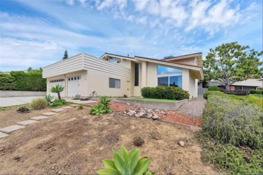 6135 Syracuse Lane, San Diego, CA 92122