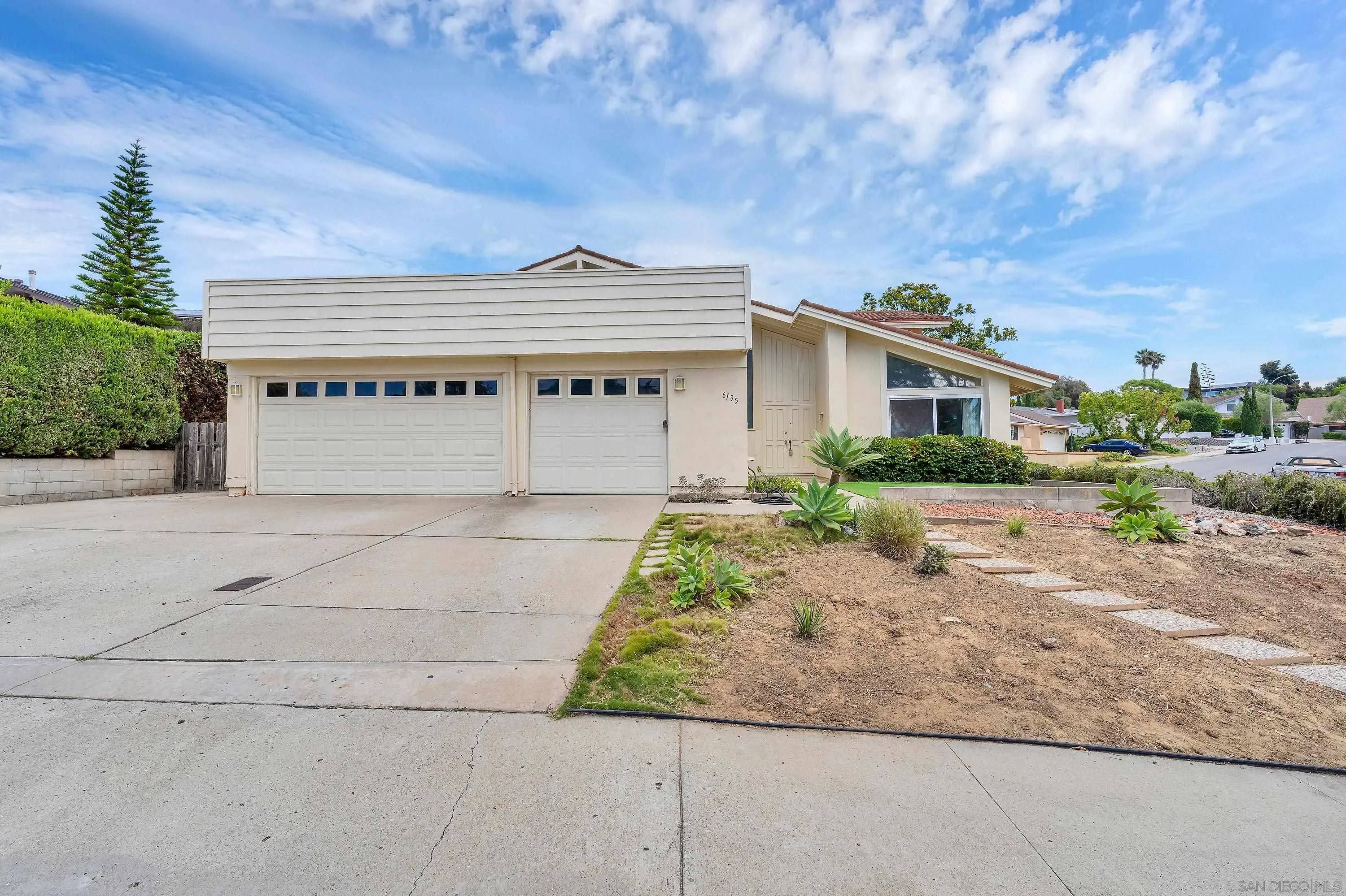 San Diego, CA 92122,6135 Syracuse Lane