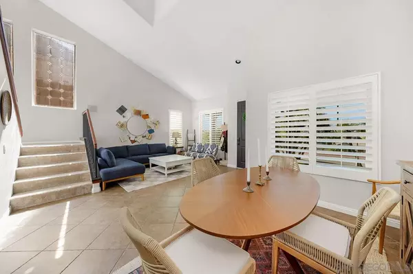 Alpine, CA 91901,2108 Boulders