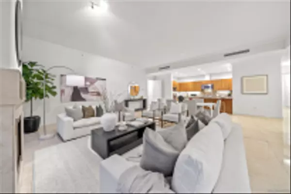 San Diego, CA 92101,550 Front St #3201