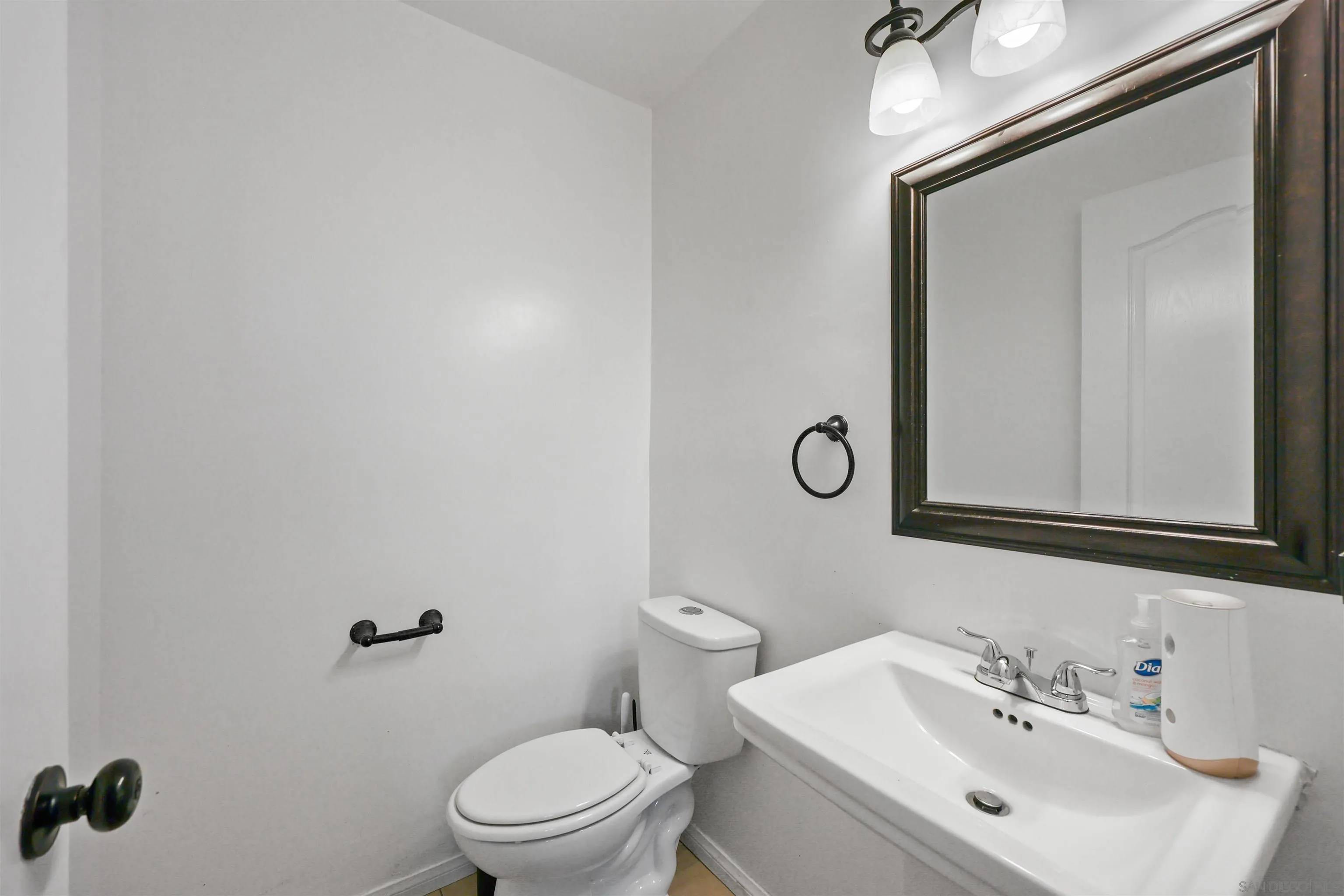Huntington Park, CA 90255,6010 Oak Street Unit A