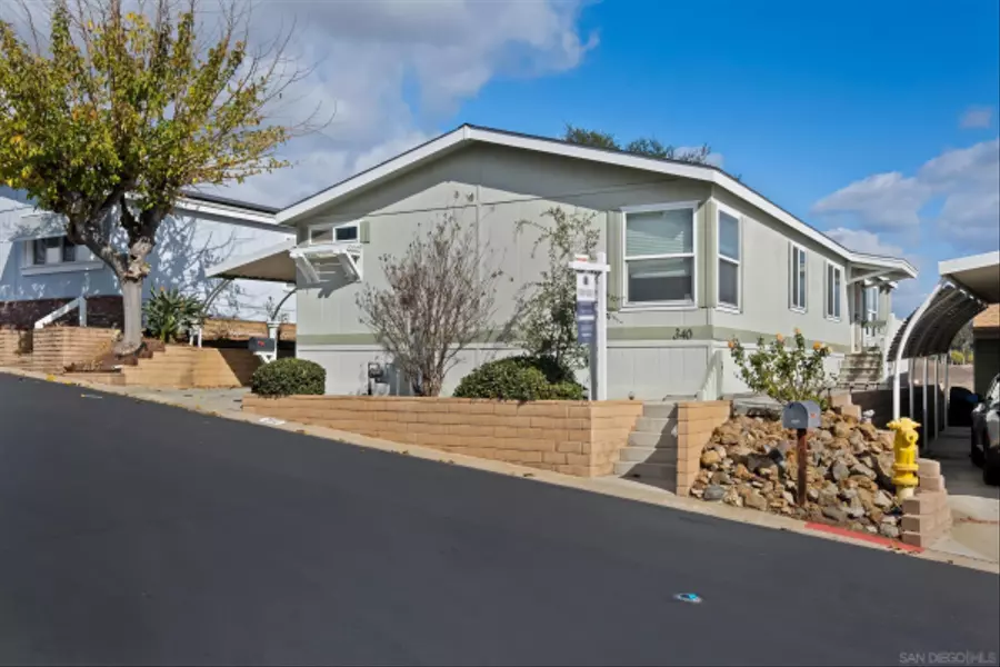 525 W El Norte Pkwy #SPC 340, Escondido, CA 92026
